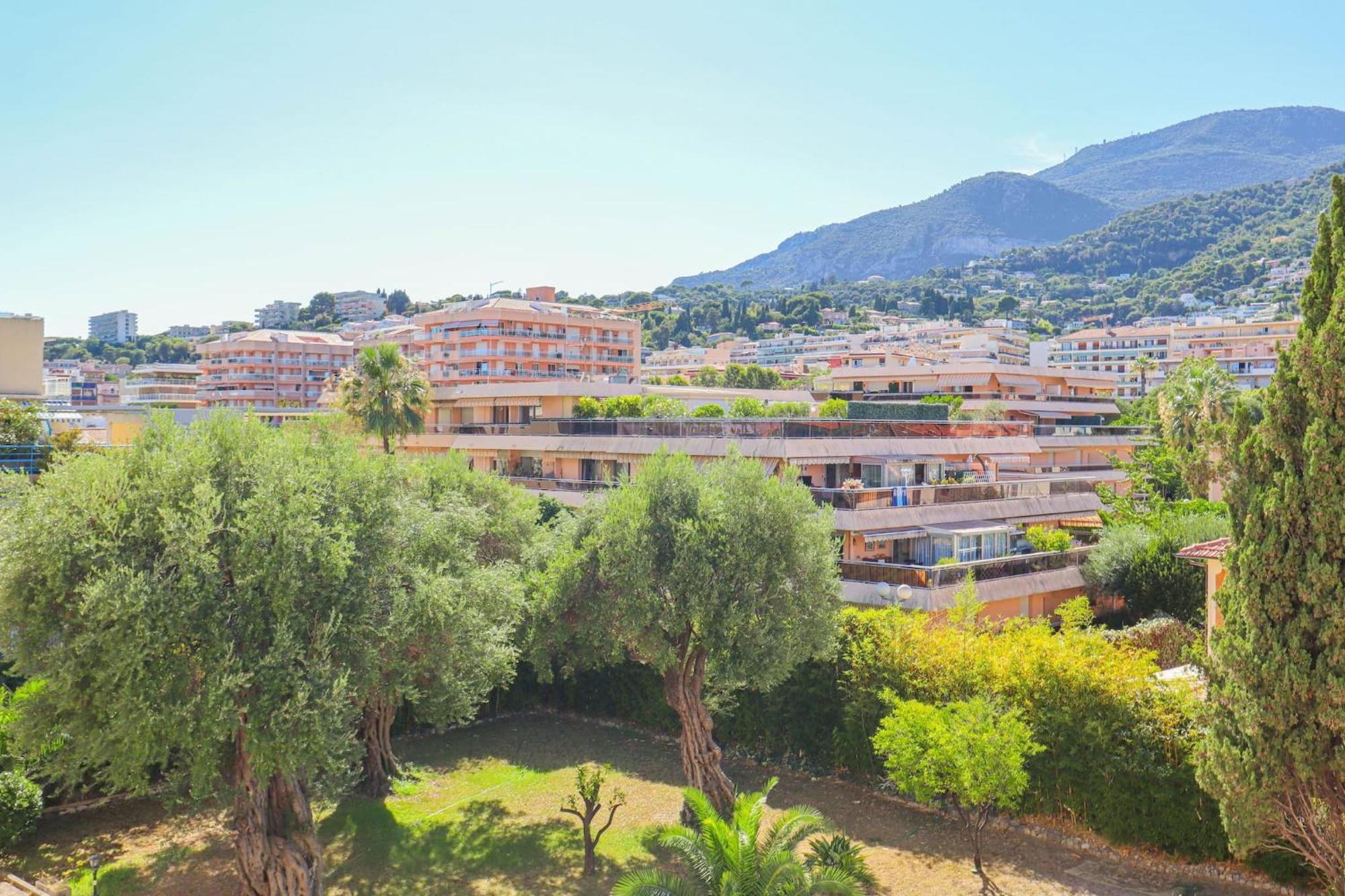 شقة « Les Ligures » Calme, Proche Mer روكوبرُن كاب مارتي المظهر الخارجي الصورة